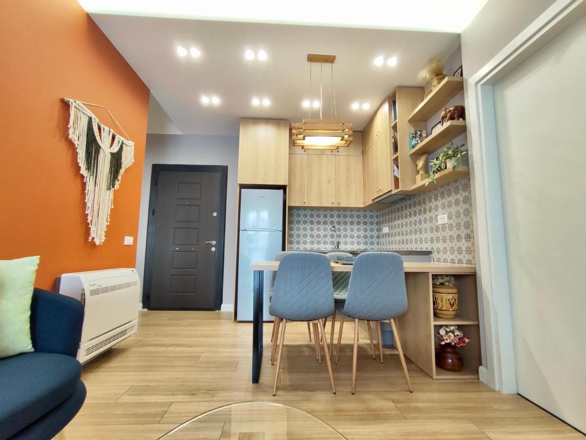 Modern Style 2Br-Apt - 10Min To Skanderbeg Square Apartment Tirana Bagian luar foto